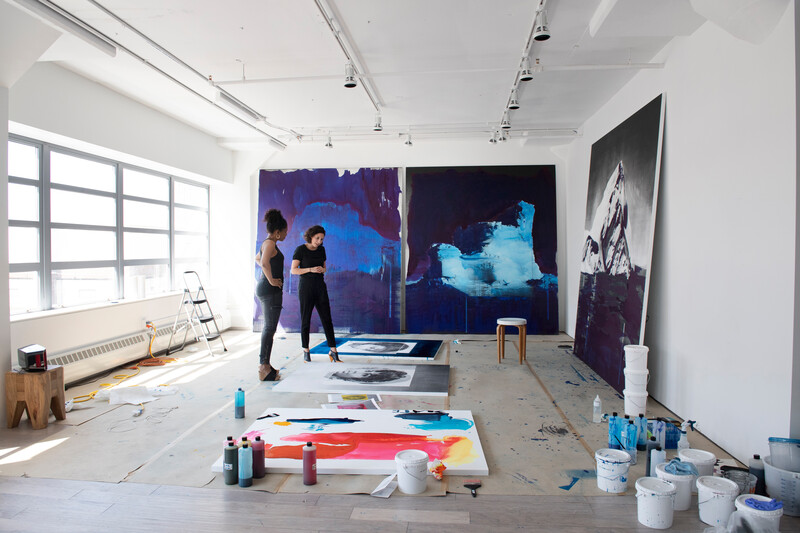 Thumbnail Image for Ursula Article titled A conversation between Lorna Simpson and Jacqueline Sischy